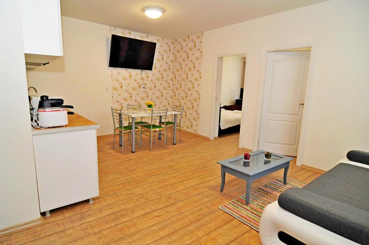 Apartament 7 Central Târgu-Mureş Esterno foto